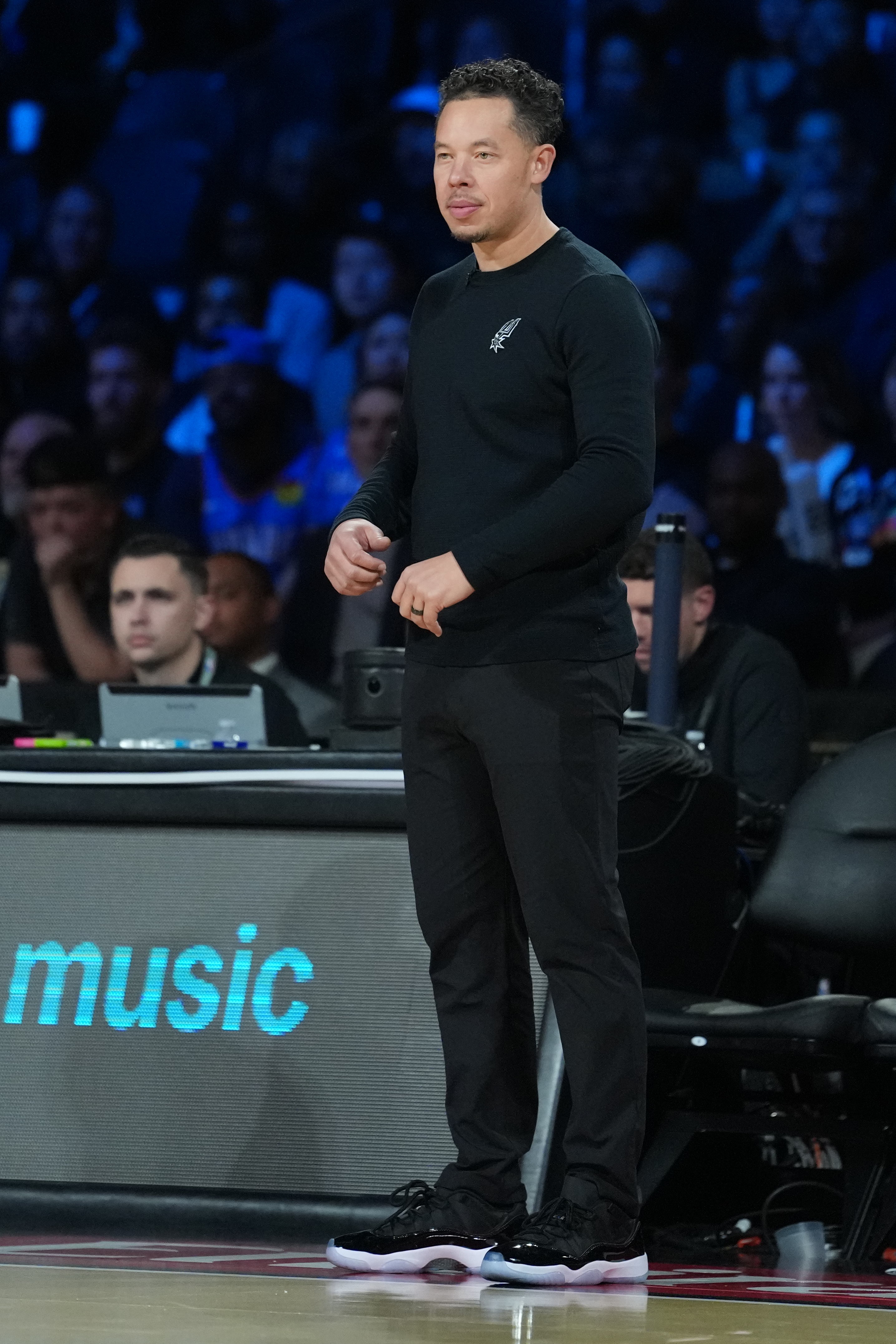 开云移动端-解说：马刺进攻不稳定 核心打法也不明确 今天几乎全员松懈