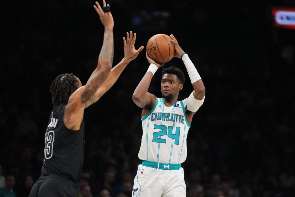 开云APP官网-达成40胜！黄蜂6人上双31分大胜篮网 米勒25分三球准三双